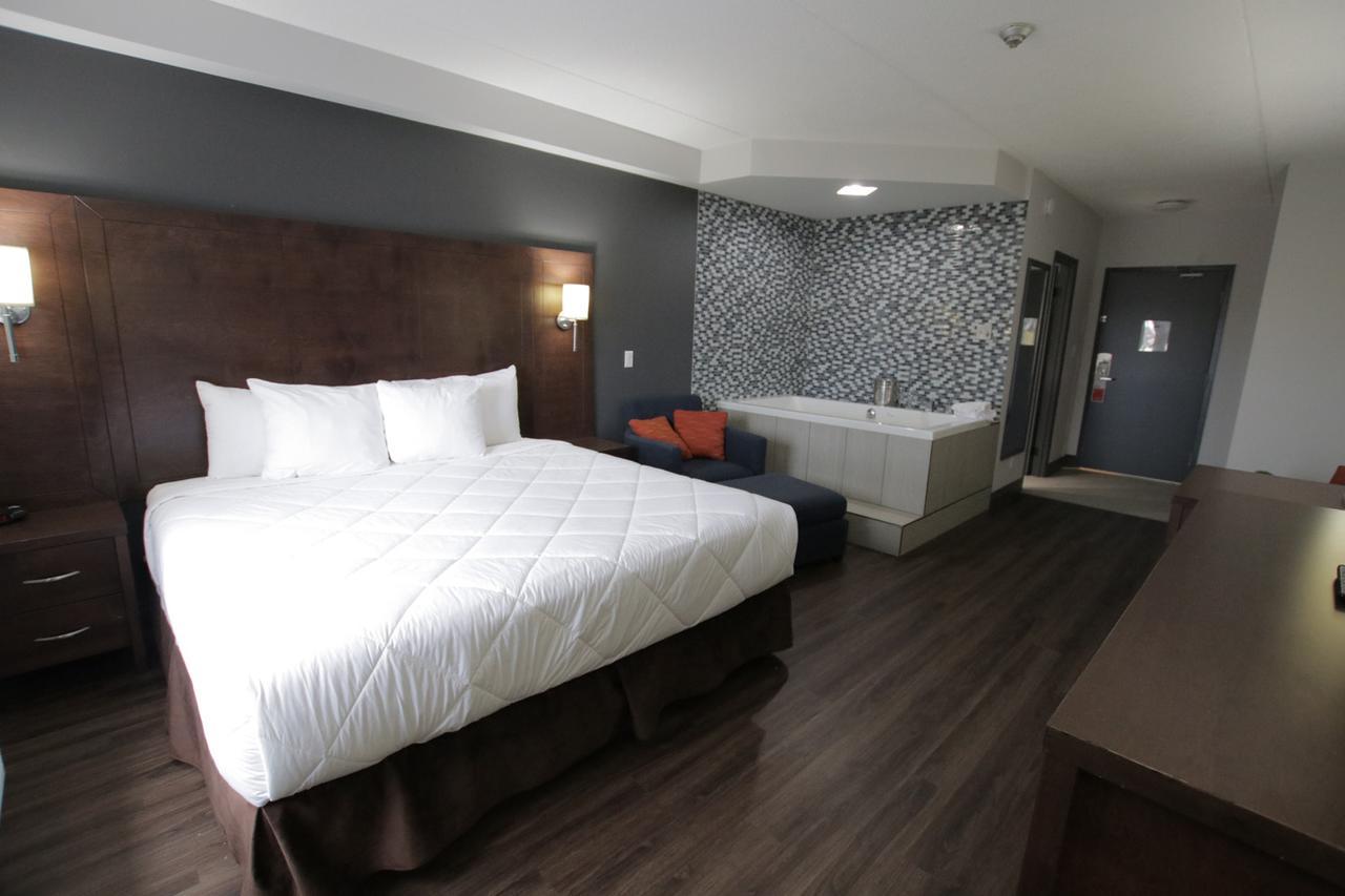 Canadas Best Value Inn 韦兰 外观 照片